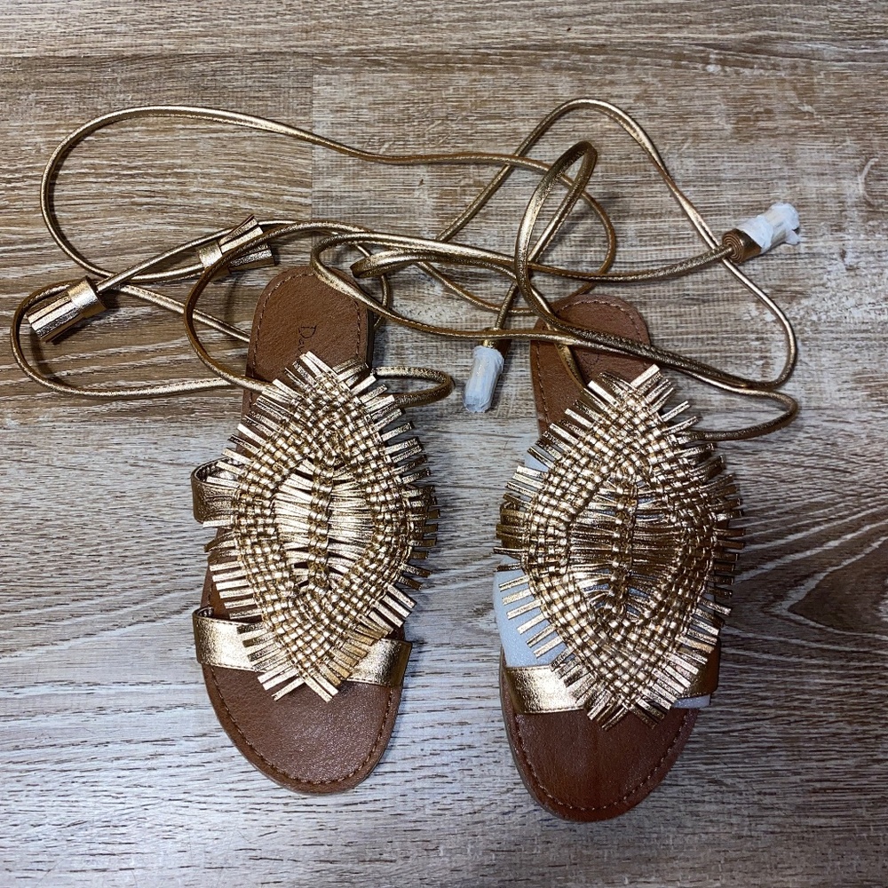 NWT “David Isaac lace up around the leg rose gold sandles